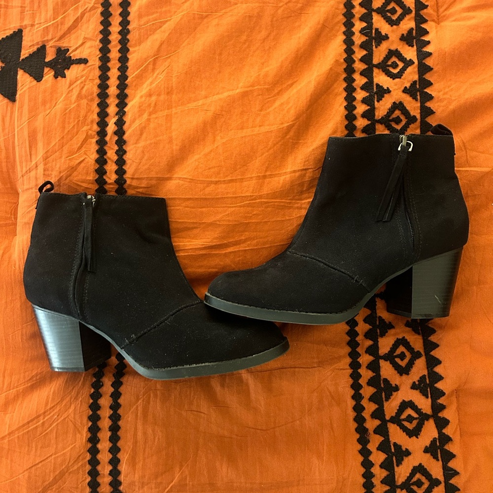 Old Navy Suede Ankle Boots